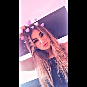 Meet your Posher, Janelle